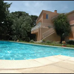 La Vigne Et L'olivier 3*, Villeneuve-lès-Avignon France